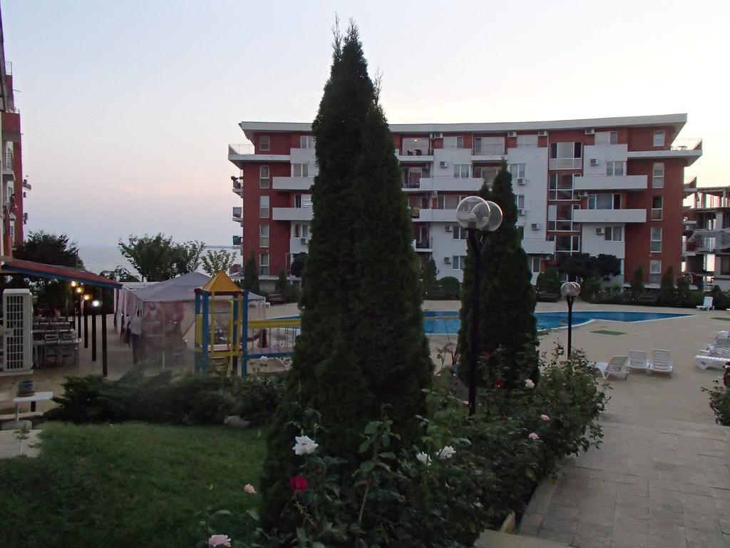 Grand Resort Fort Noks Studio Sveti Vlas Exterior photo